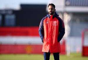 阿莫林：庫(kù)尼亞、芒特和達(dá)洛特?zé)o緣曼市德比 巴因德爾會(huì)上場(chǎng)