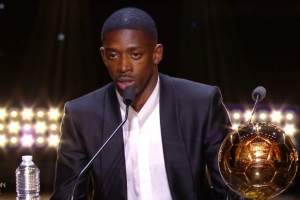 登貝萊：這一直是很普通的一天，我照常訓(xùn)練直到來參加金球獎(jiǎng)典禮