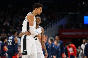 巔峰馬上就來了！杰弗森：文班很早就向管理層表示他需要更多幫助