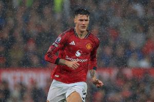 最近三場為曼聯(lián)首發(fā)的比賽，舍什科打進2球送出1次助攻