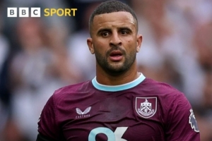 沃克第397次在英超首發(fā)出場，追平聯(lián)賽歷史邊后衛(wèi)球員紀錄