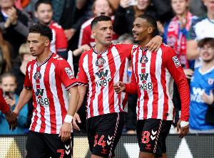 客場(chǎng)絕殺切爾西！伊西多：這場(chǎng)勝利并不讓我意外，勝利獻(xiàn)給球迷