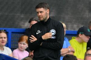 布萊頓主帥：今天球隊(duì)執(zhí)行力出了問題，夢(mèng)劇場(chǎng)球迷聲浪確實(shí)震撼