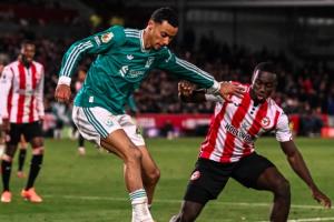 一瀉千里！5輪時利物浦積15分5分領跑，9輪后還是15分被曼聯(lián)反超