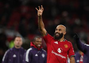 豪取三連勝！TA：沒人再質(zhì)疑阿莫林的343陣型了，曼聯(lián)打得更直接