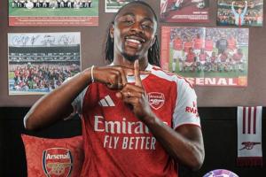 詹?。簶屖指邔雍徒叹殘F(tuán)隊(duì)有預(yù)見(jiàn)性 狠抓防守引援也鞏固防守優(yōu)勢(shì)