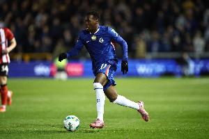 吉滕斯本賽季各項(xiàng)賽事4次助攻為藍(lán)軍隊(duì)內(nèi)最多，且都是近4場完成