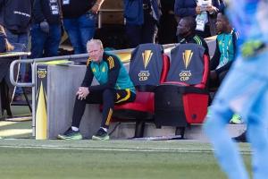 迪尼：麥克拉倫辭去牙買加主帥的決定不真誠，為球隊制造更多問題