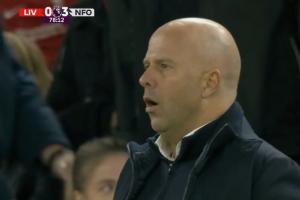 這還是安菲爾德嗎??利物浦0-3落后，斯洛特張大嘴一臉震驚