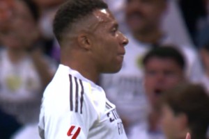 姆巴佩！來自于伯納烏現(xiàn)場的山呼海嘯