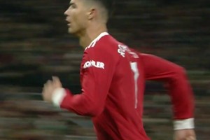 憶往昔！C羅當(dāng)年對(duì)陣布萊頓的進(jìn)球