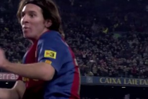 足壇最強(qiáng)爽文！19歲的梅西帽子戲法絕平皇馬！諾坎普新王正式登基